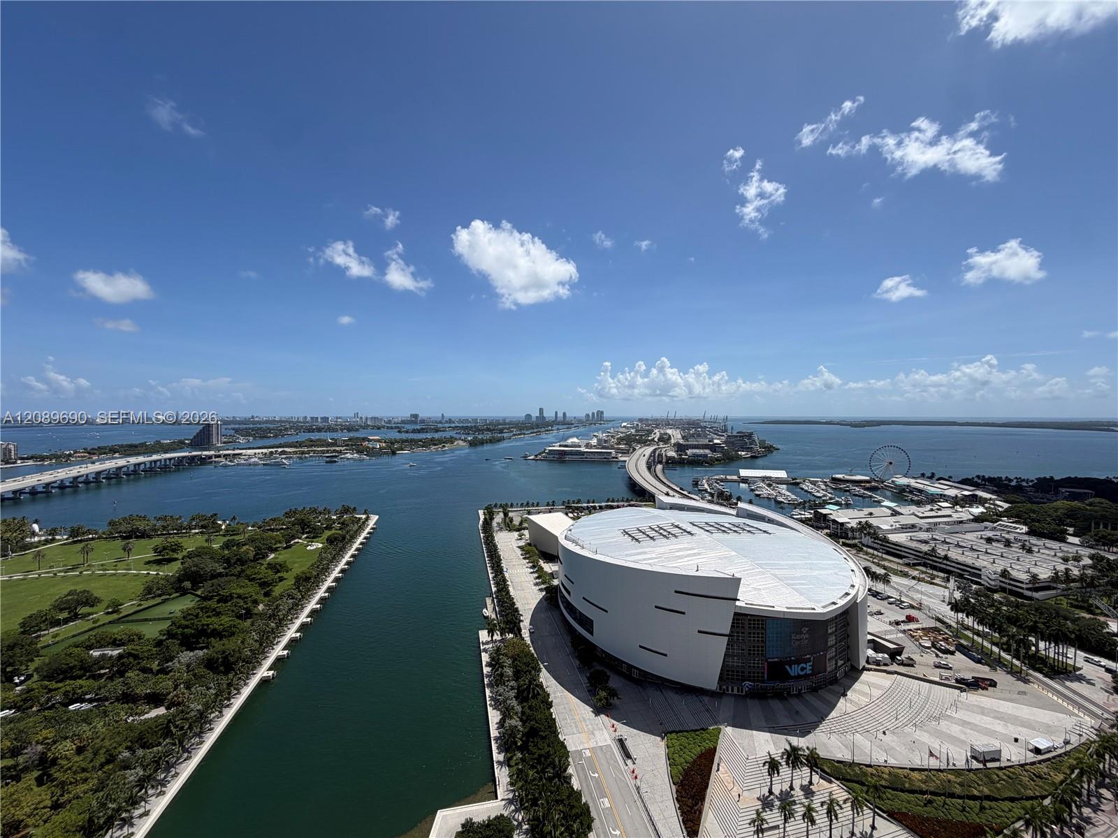 888 Biscayne Boulevard 3306 Property Photo 1