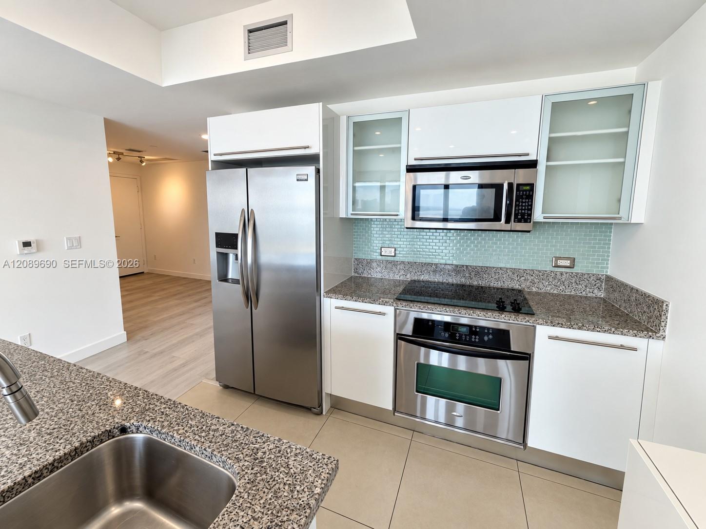 888 Biscayne Boulevard 3306 Property Photo 3