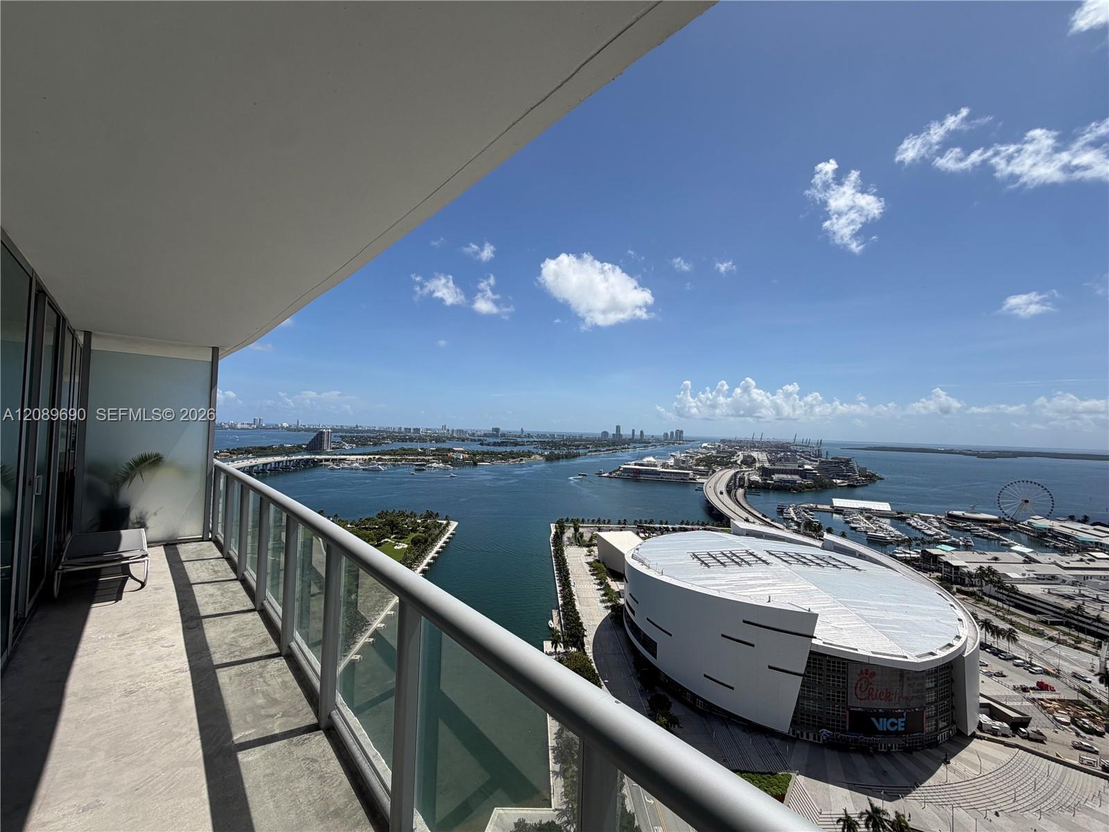 888 Biscayne Boulevard 3306 Property Photo 15