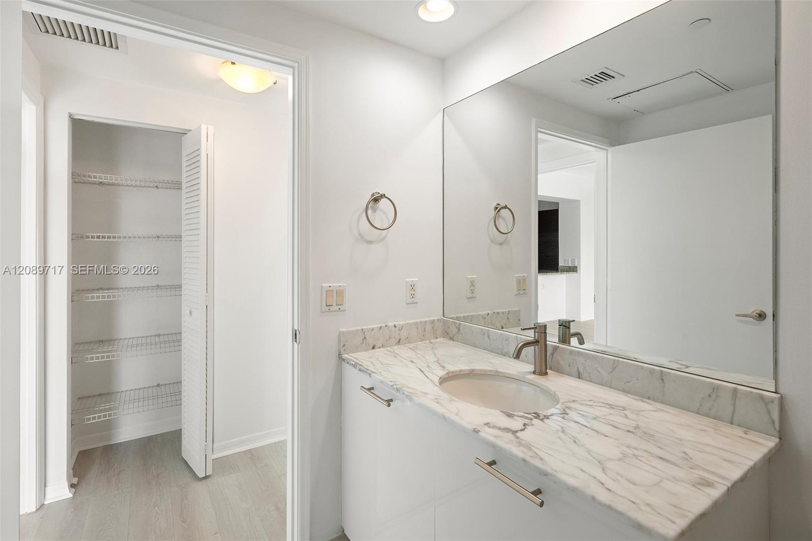 951 Brickell Avenue 1202 Property Photo 17