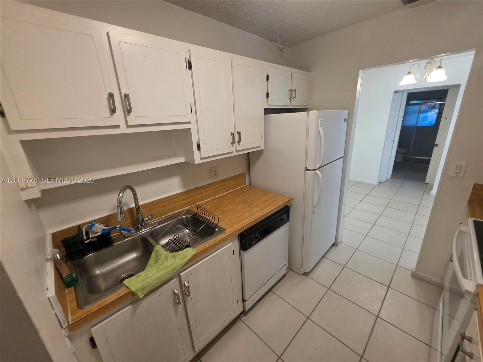 A12089776 Property Photo 18
