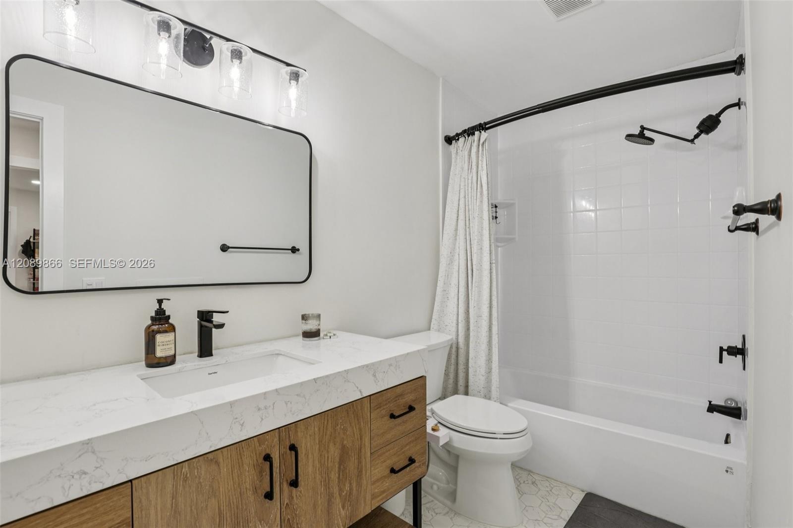 2926 S University Drive 6204 Property Photo 15