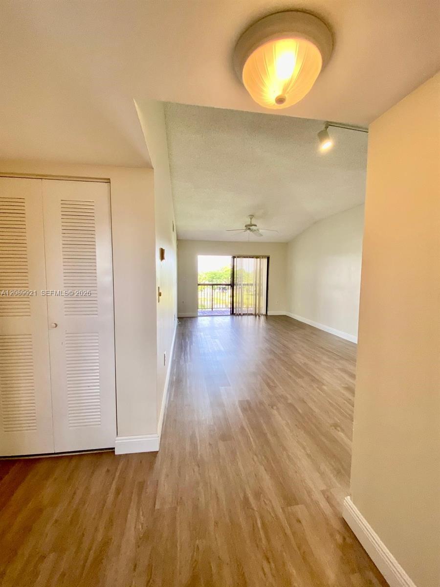 9897 Nob Hill Lane 9897 Property Photo 4