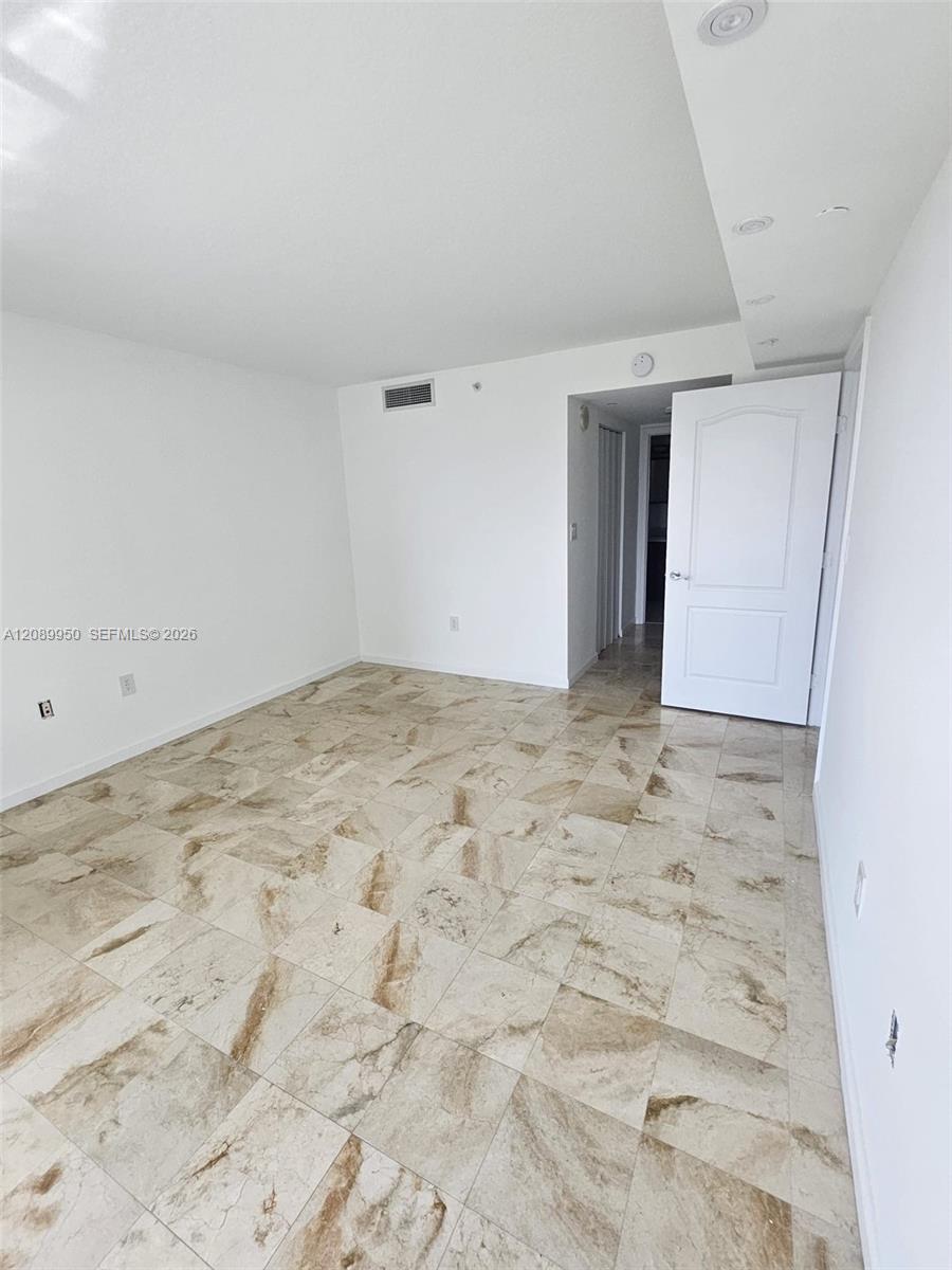 2101 Brickell Avenue 2111 Property Photo 5