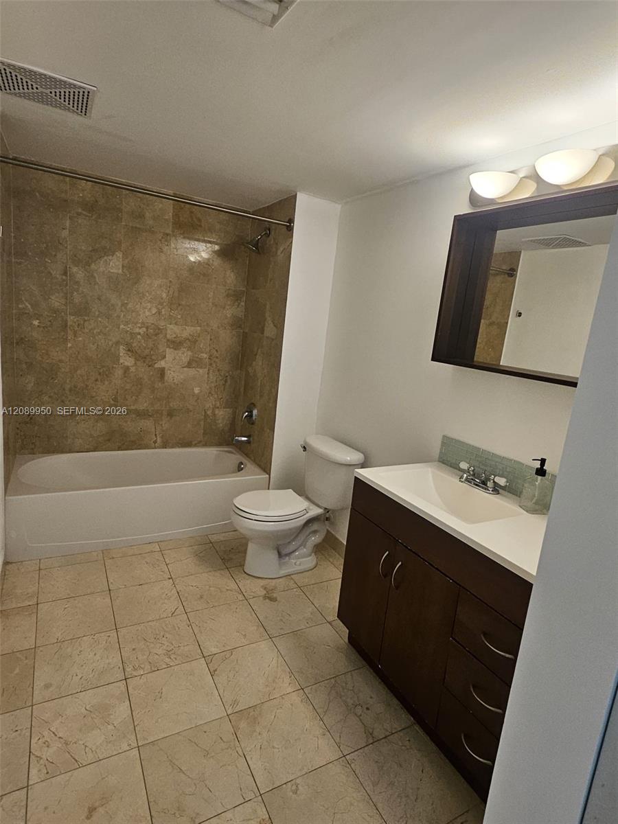 2101 Brickell Avenue 2111 Property Photo 10