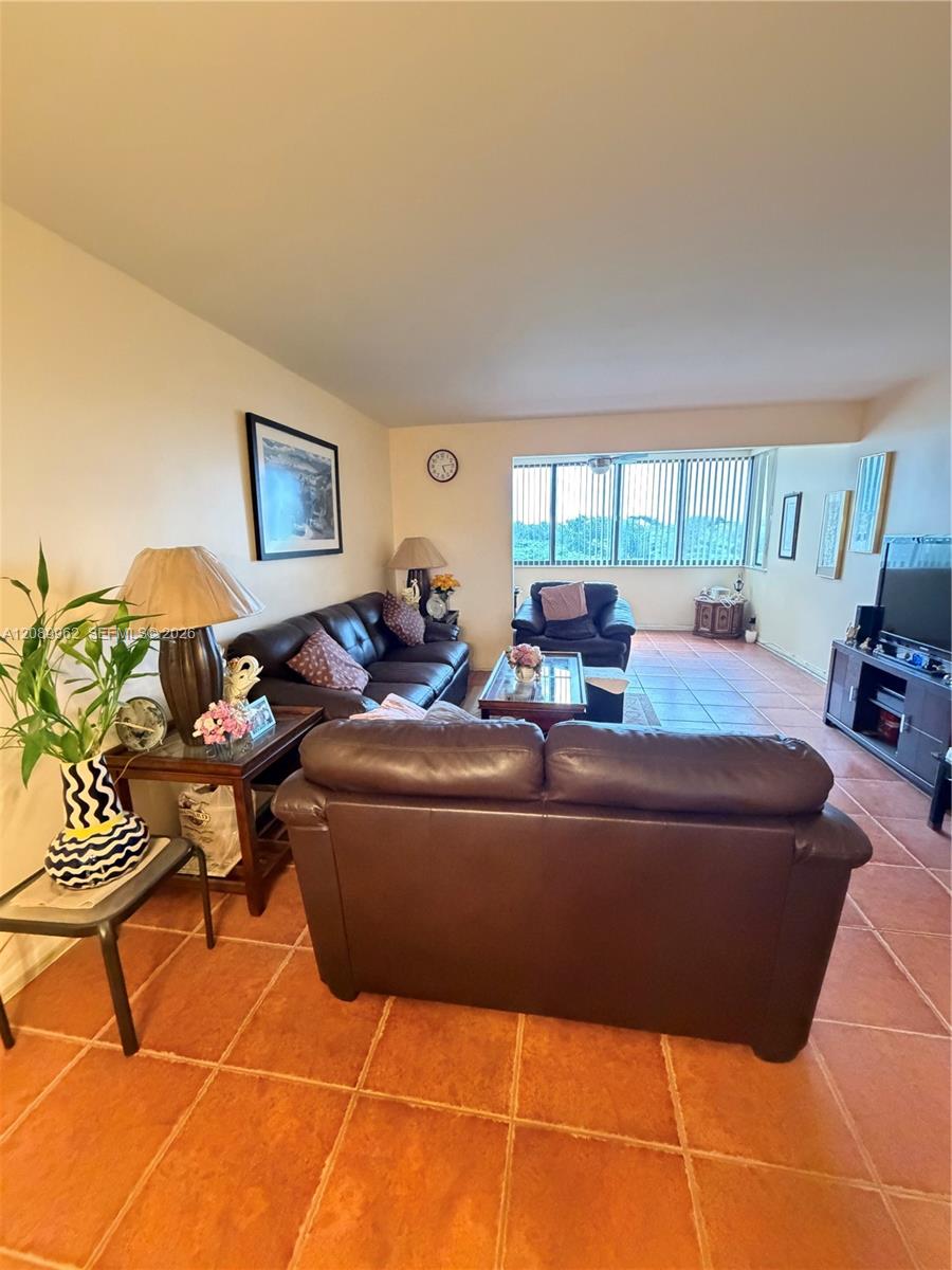 8020 Hampton Boulevard 401 Property Photo 15