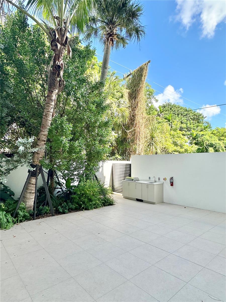 2200 Brickell Avenue Gv02 Property Photo 4