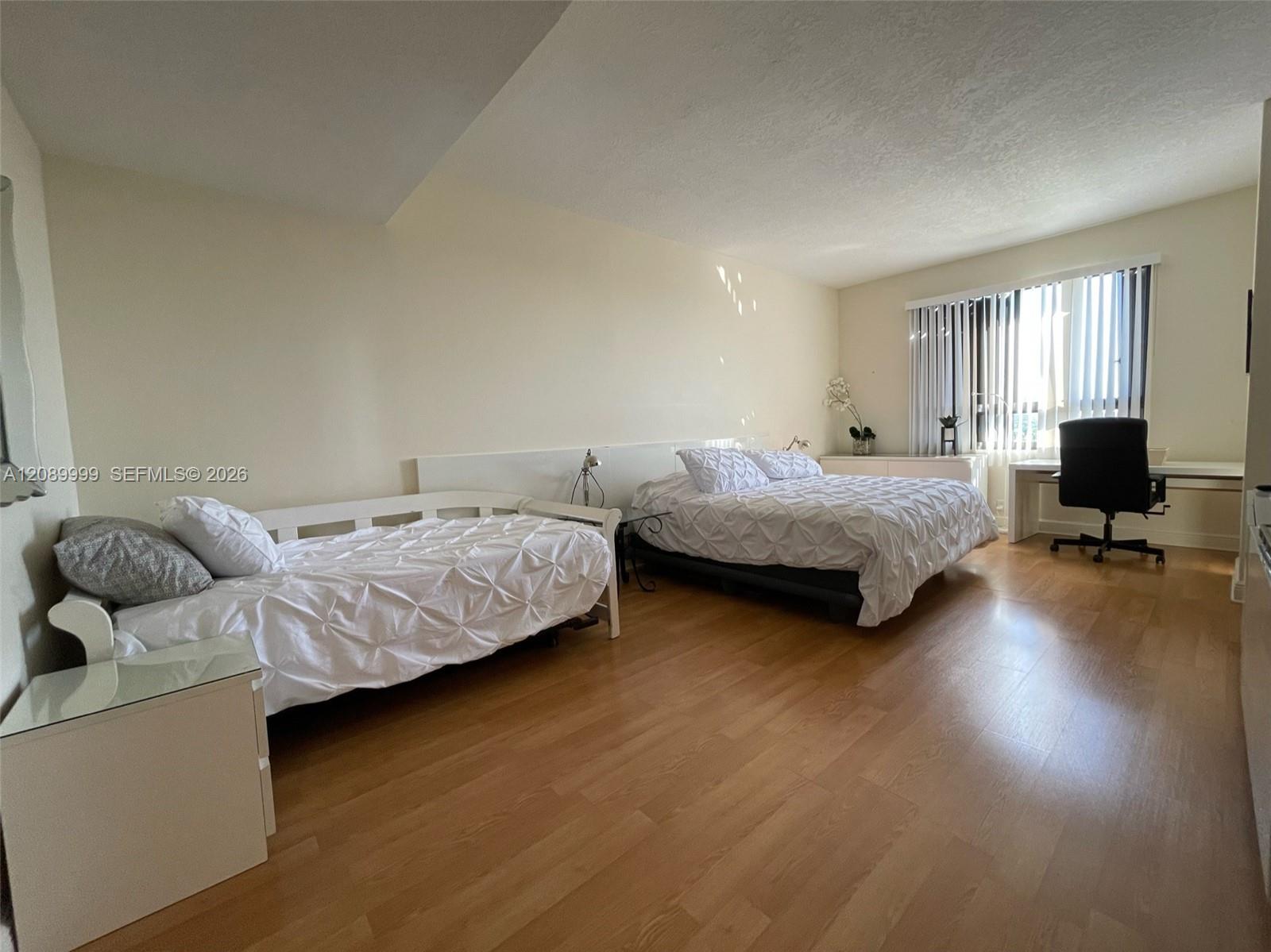 151 Crandon Boulevard 833 Property Photo 3