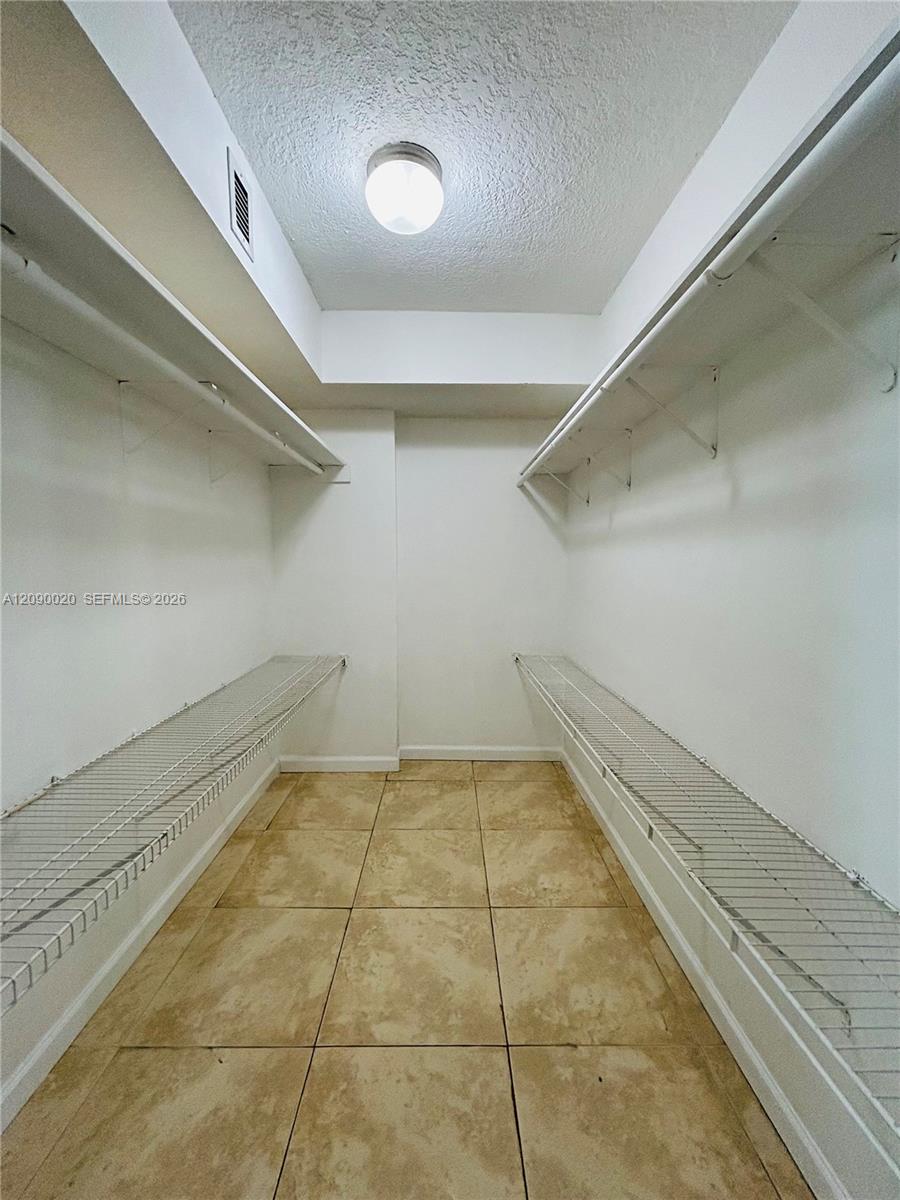 403 Nw 68th Avenue 419 Property Photo 5