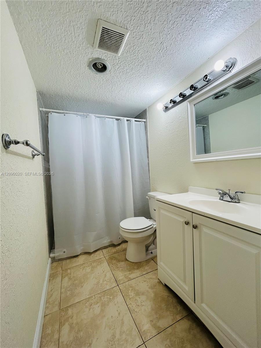 403 Nw 68th Avenue 419 Property Photo 8