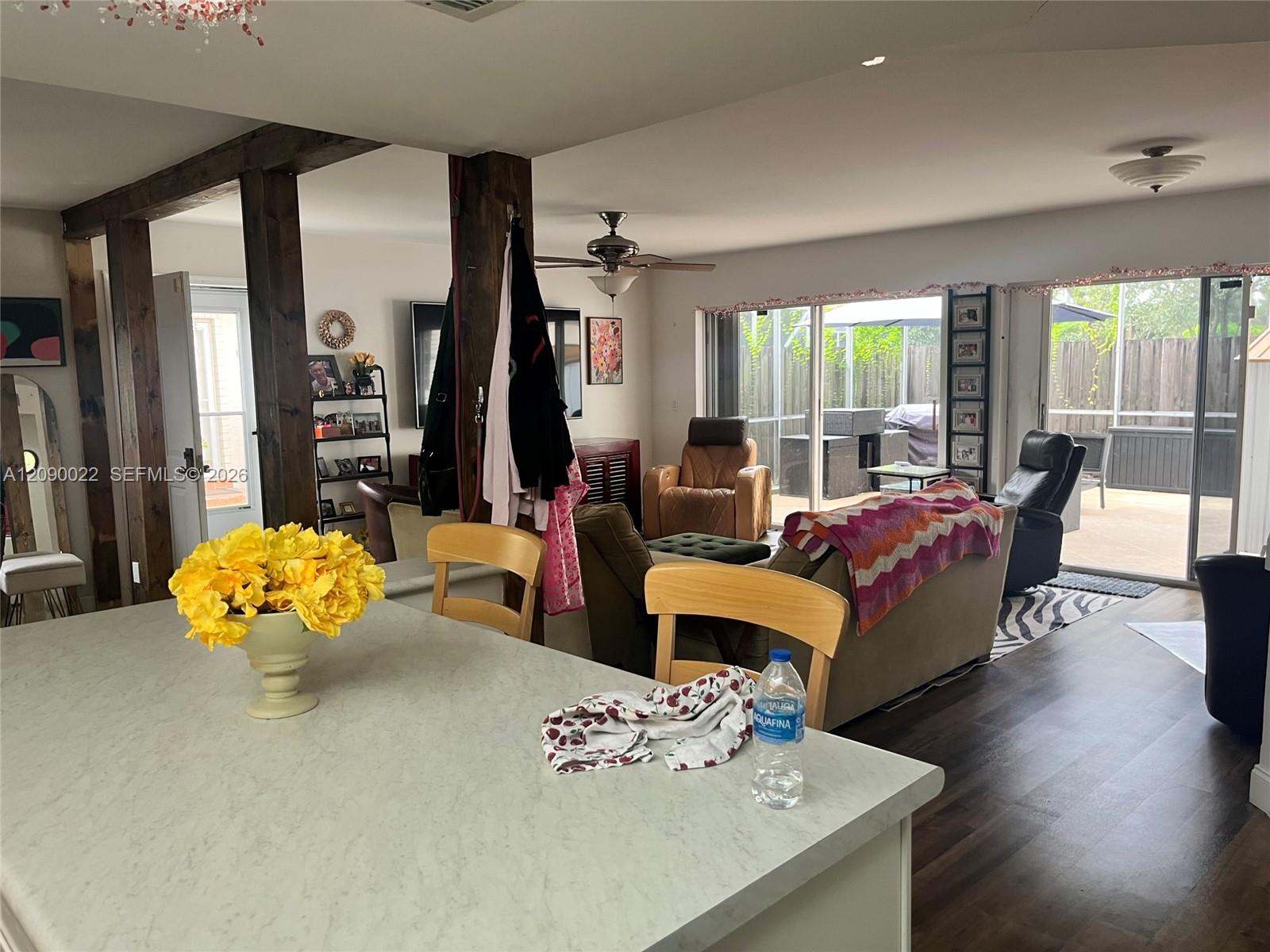 4386 Hazel Avenue C Property Photo 6