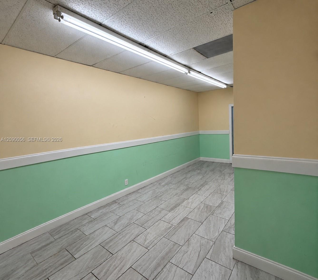 6142 Hollywood Boulevard Property Photo 4
