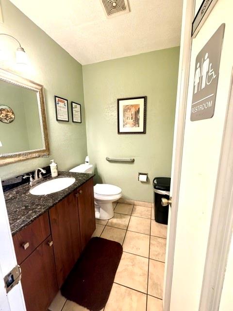 2825 E 4th Avenue Property Photo 31
