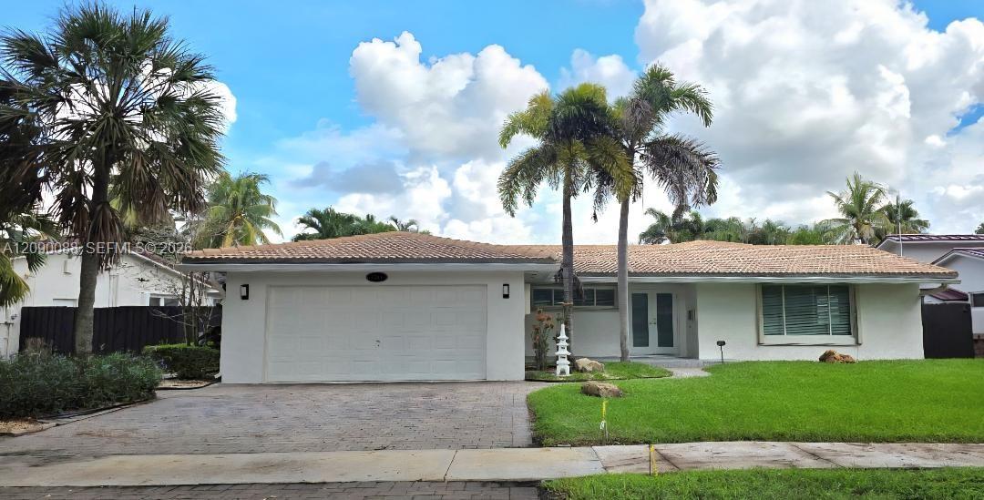 7311 Sabal Drive Property Photo 1