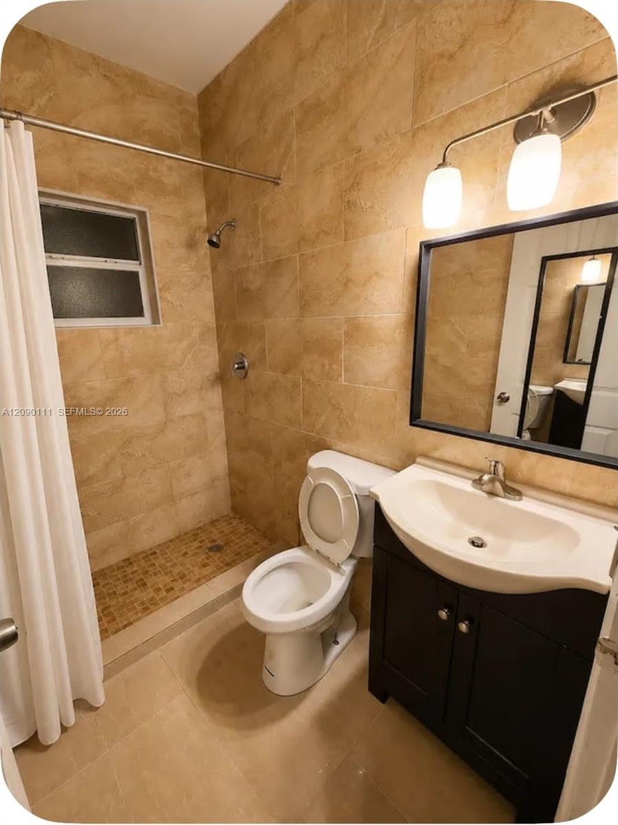 A12090111 Property Photo 8