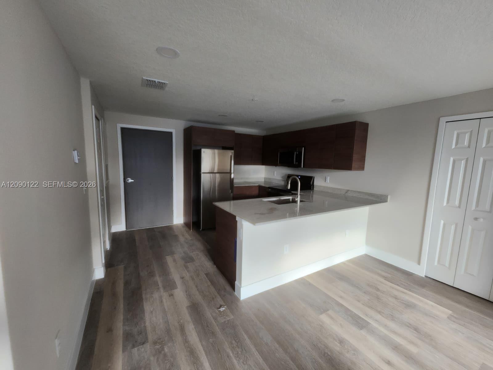 4424 S Texas Avenue 309