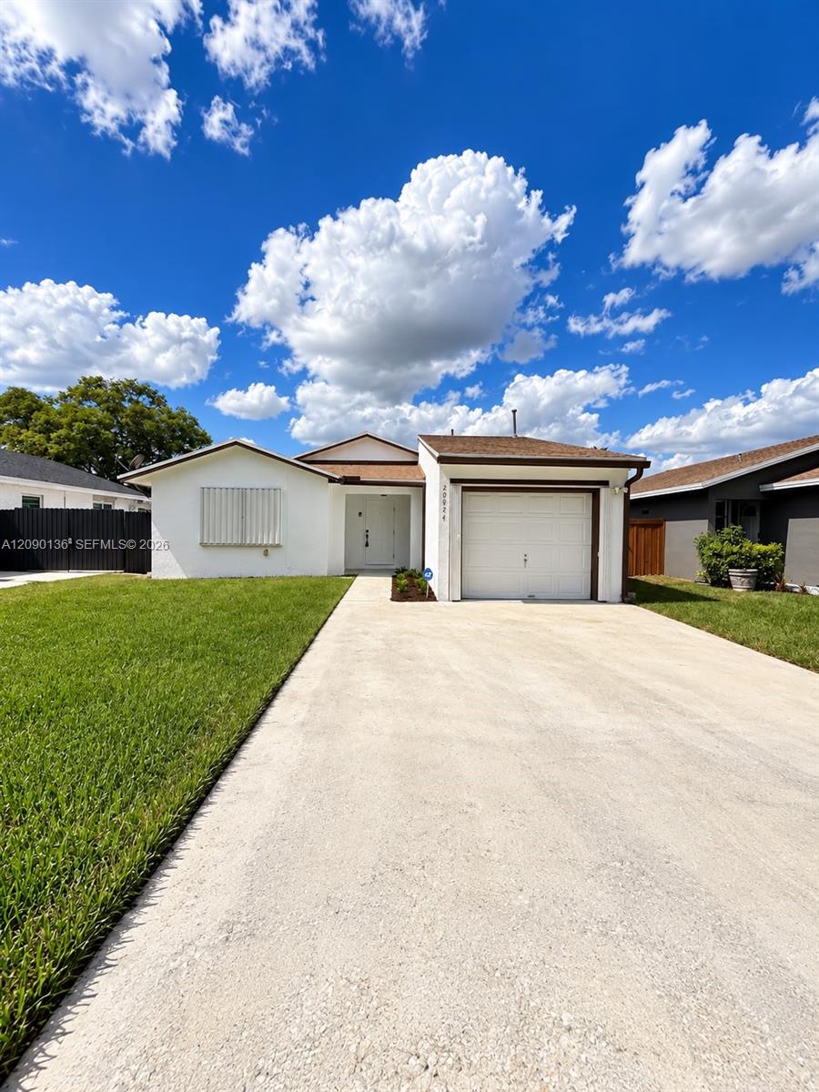 20924 Grouper Drive Property Photo 1