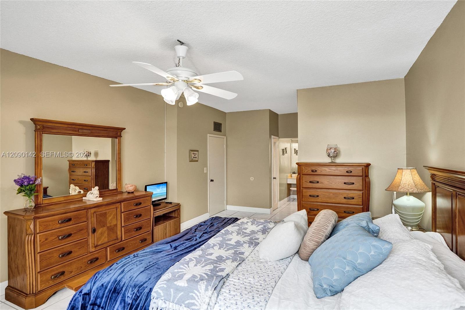 1600 S Ocean Drive 1f Property Photo 28