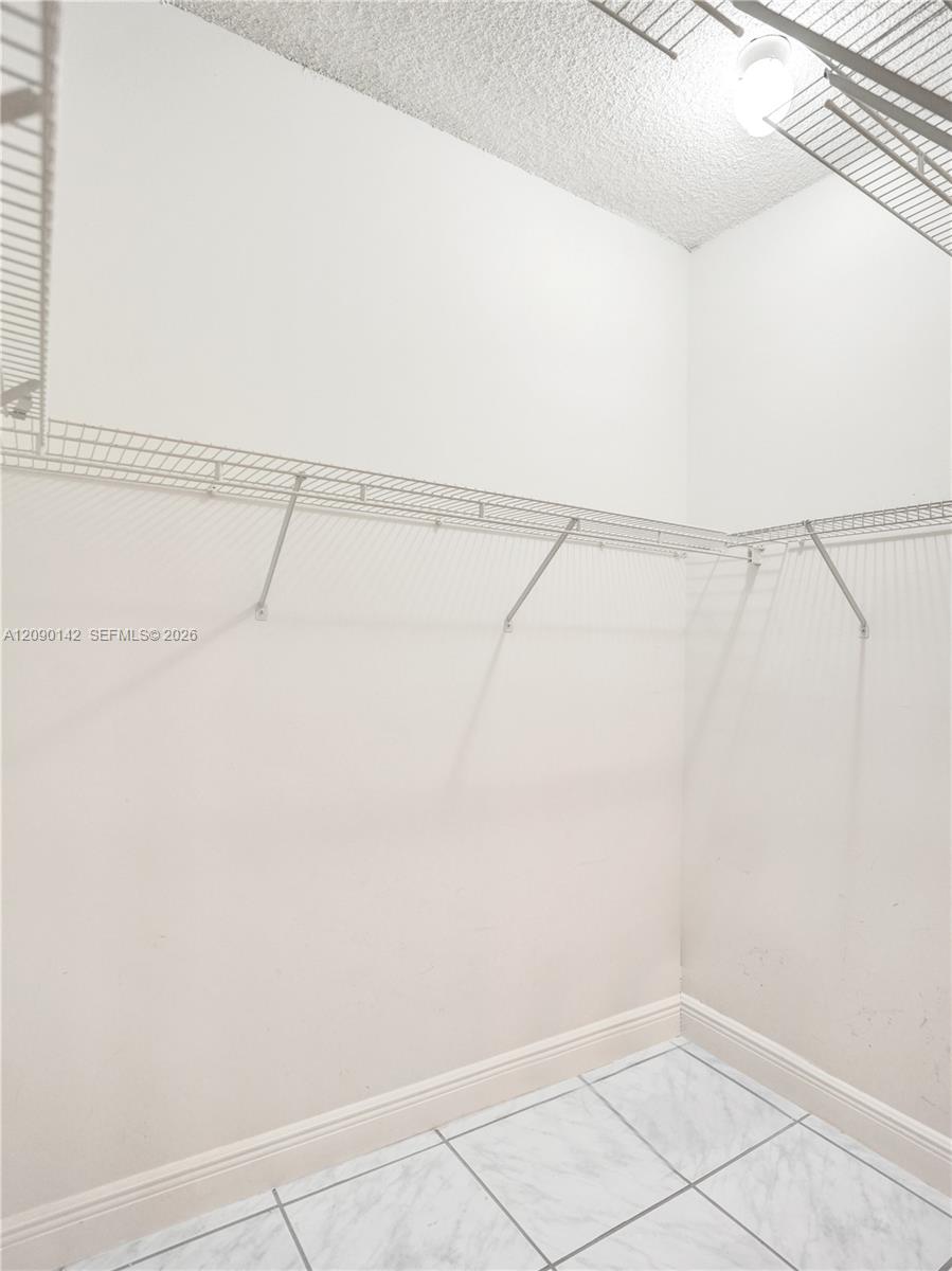 1600 S Ocean Drive 1f Property Photo 31