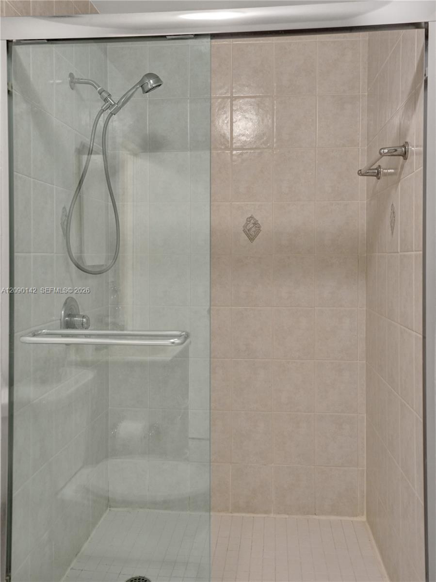 1600 S Ocean Drive 1f Property Photo 35