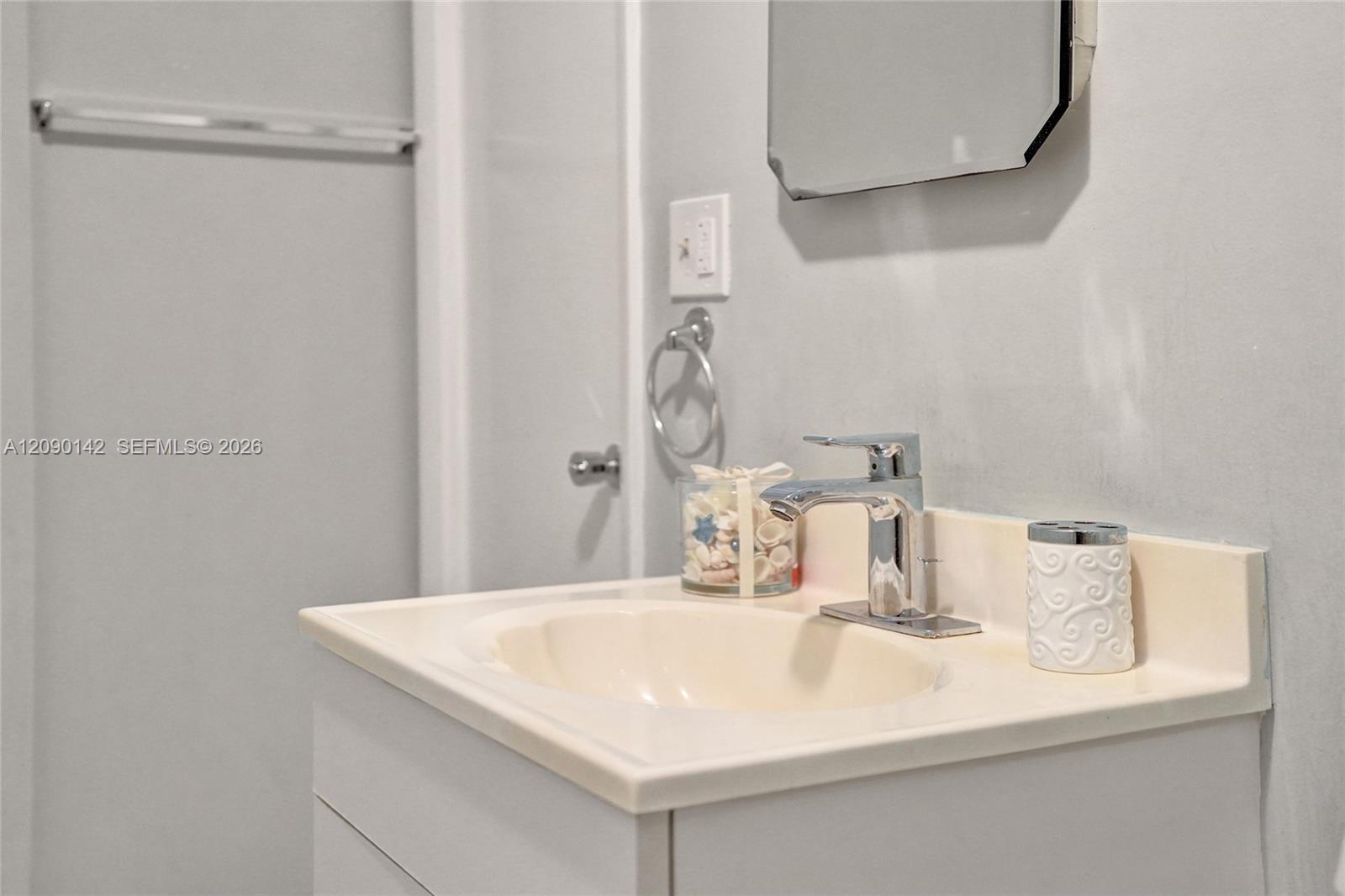 1600 S Ocean Drive 1f Property Photo 36
