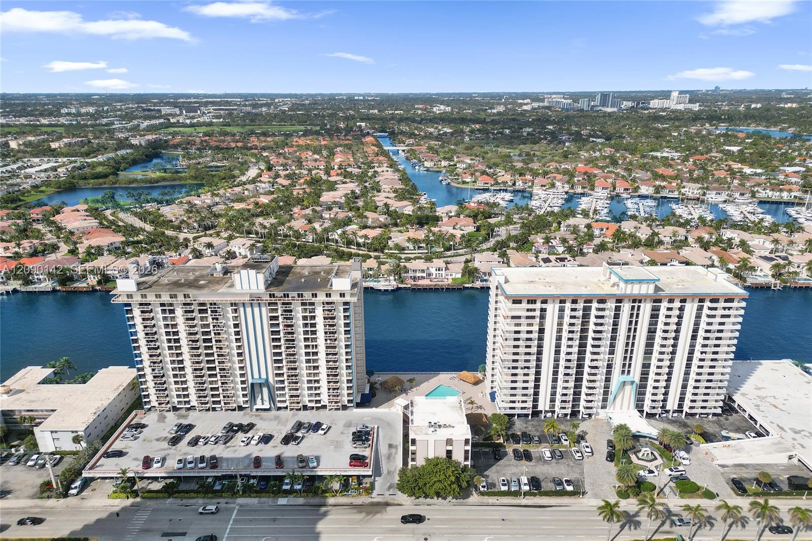 1600 S Ocean Drive 1f Property Photo 61