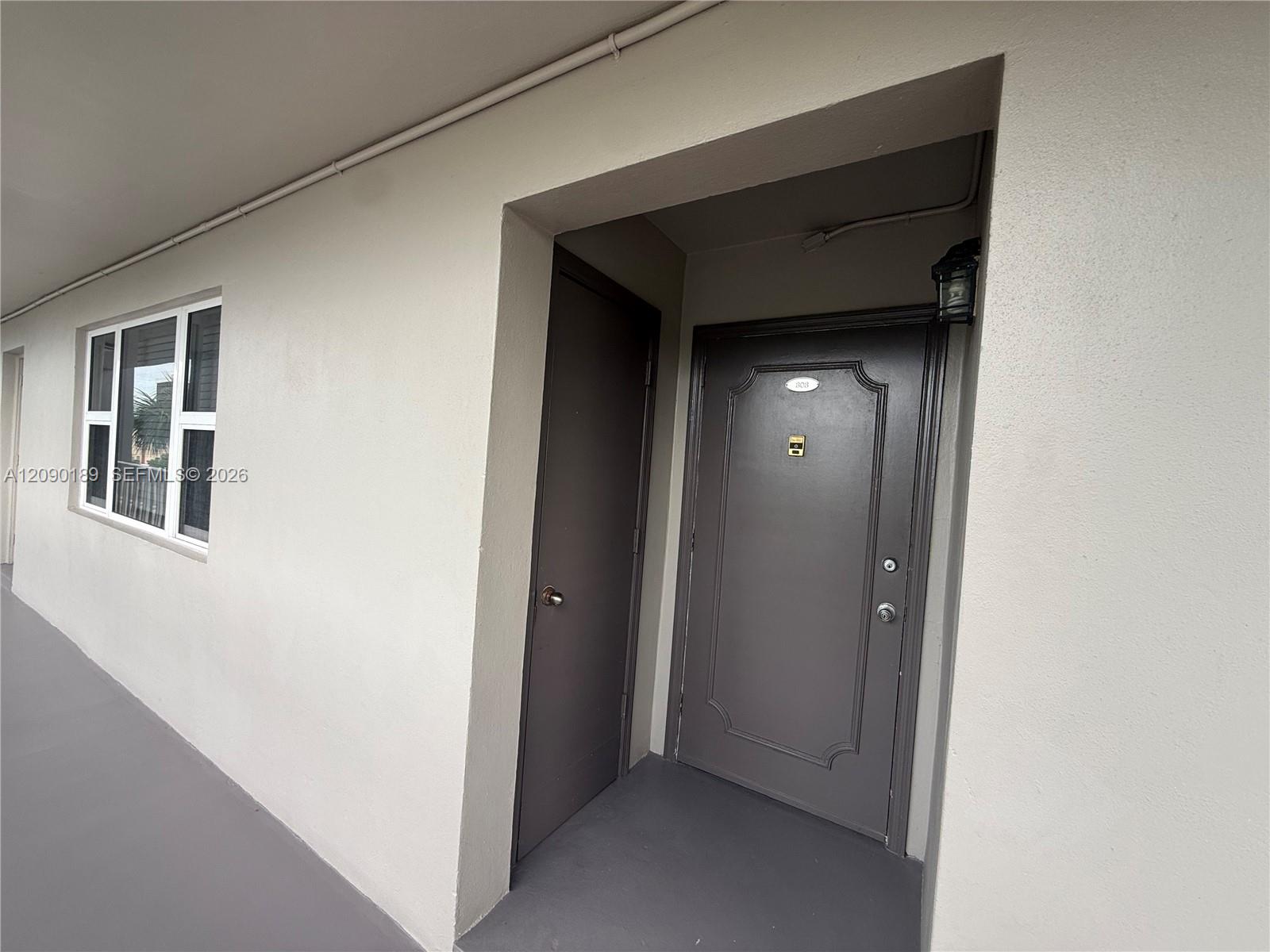A12090189 Property Photo 8