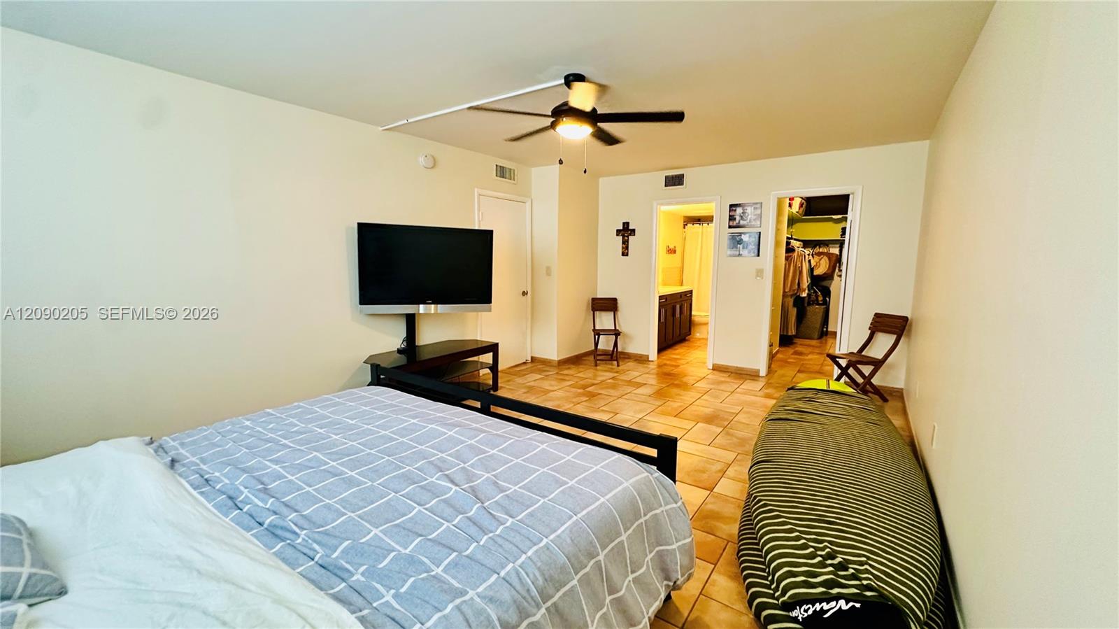 1401 S Ocean Drive 303 Property Photo 25