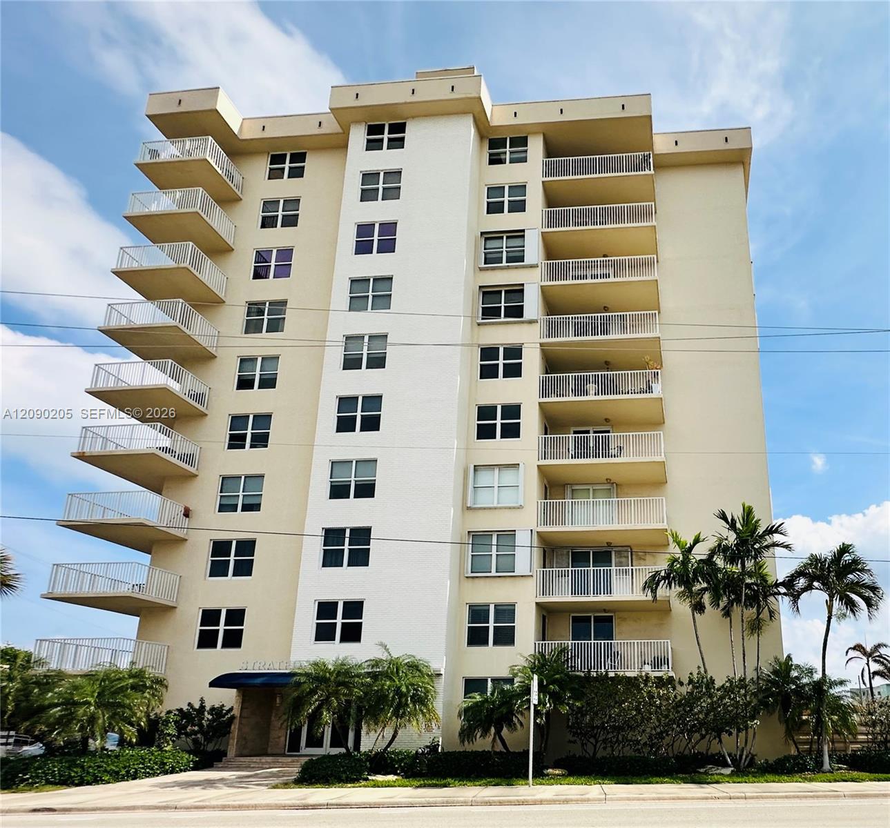 1401 S Ocean Drive 303 Property Photo 31