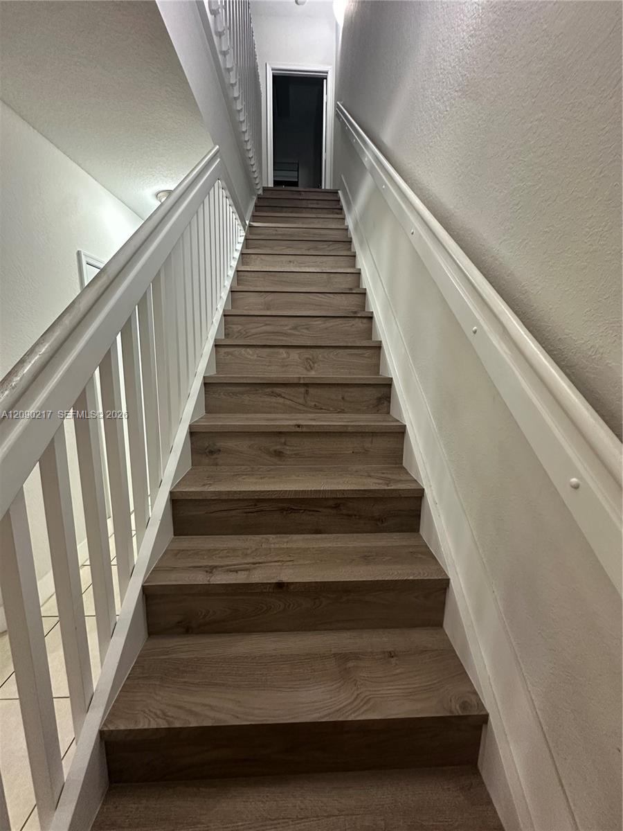 4745 N Grand Cypress Circle N Property Photo 11