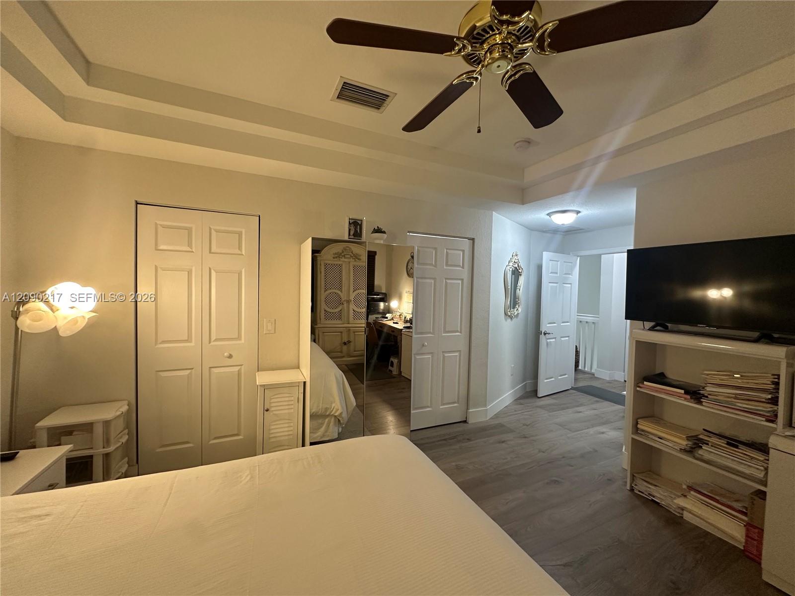 4745 N Grand Cypress Circle N Property Photo 32