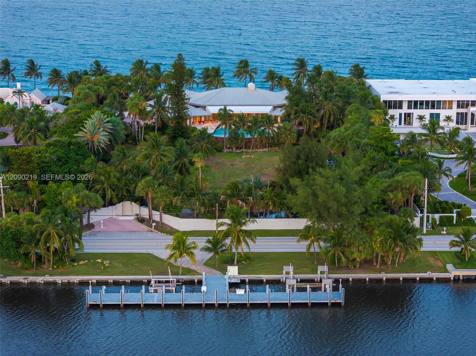 960 S Ocean Boulevard Property Photo 4