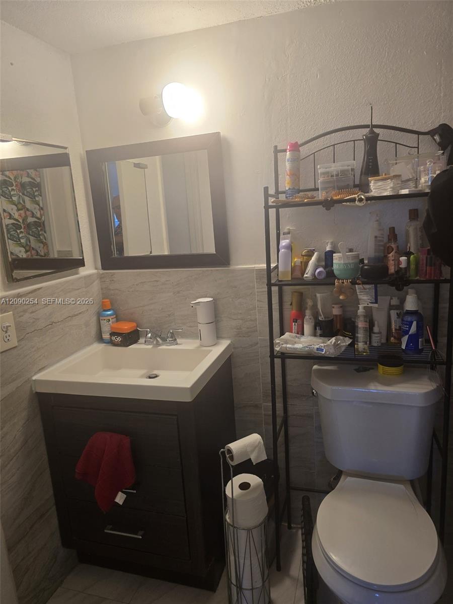 1251 Ne 108th Street 718 Property Photo 17