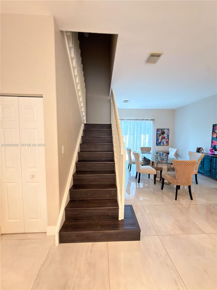 5051 Sw 35th Way Property Photo 32