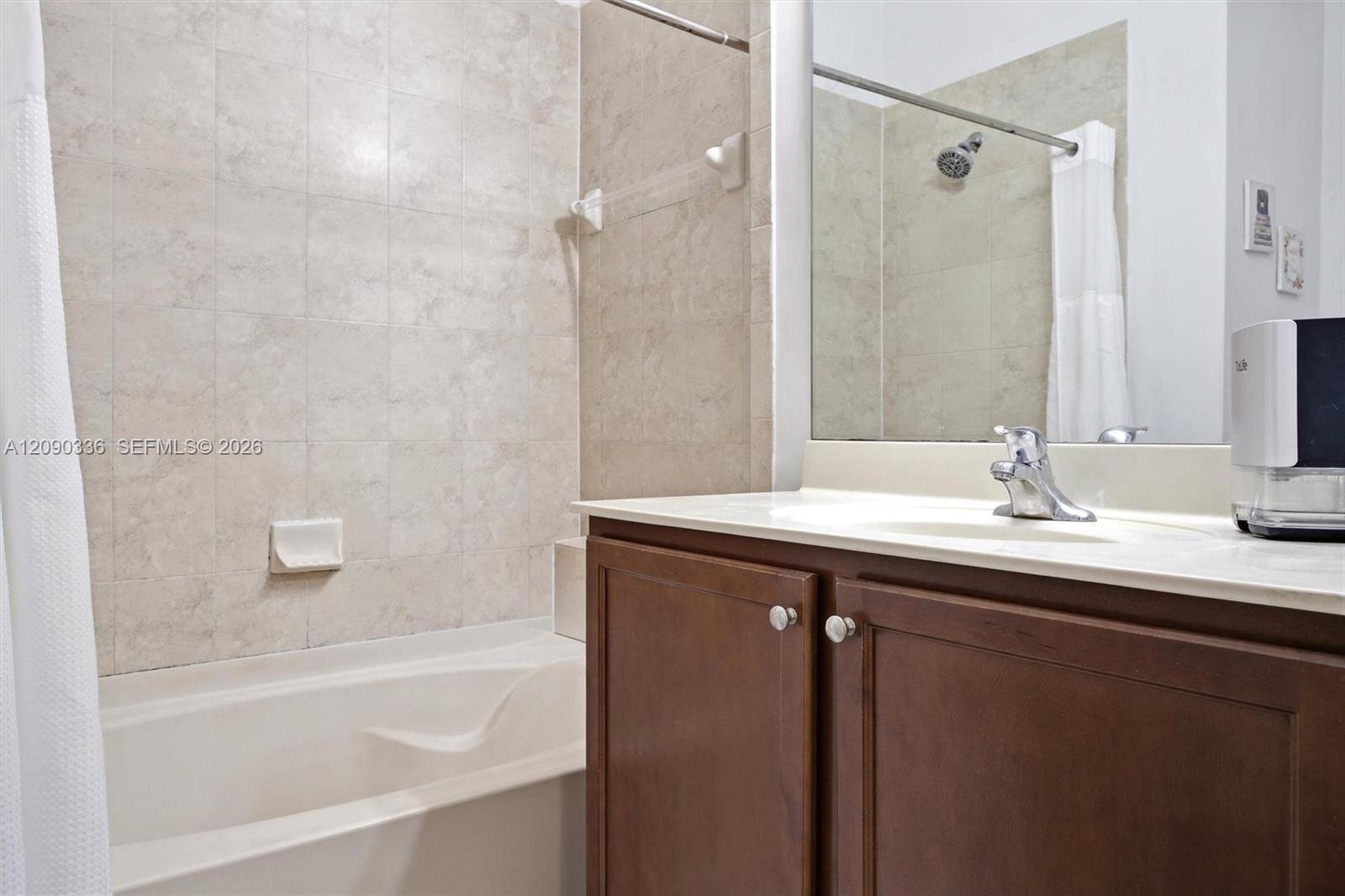 11605 Nw 89th Street 228 Property Photo 18