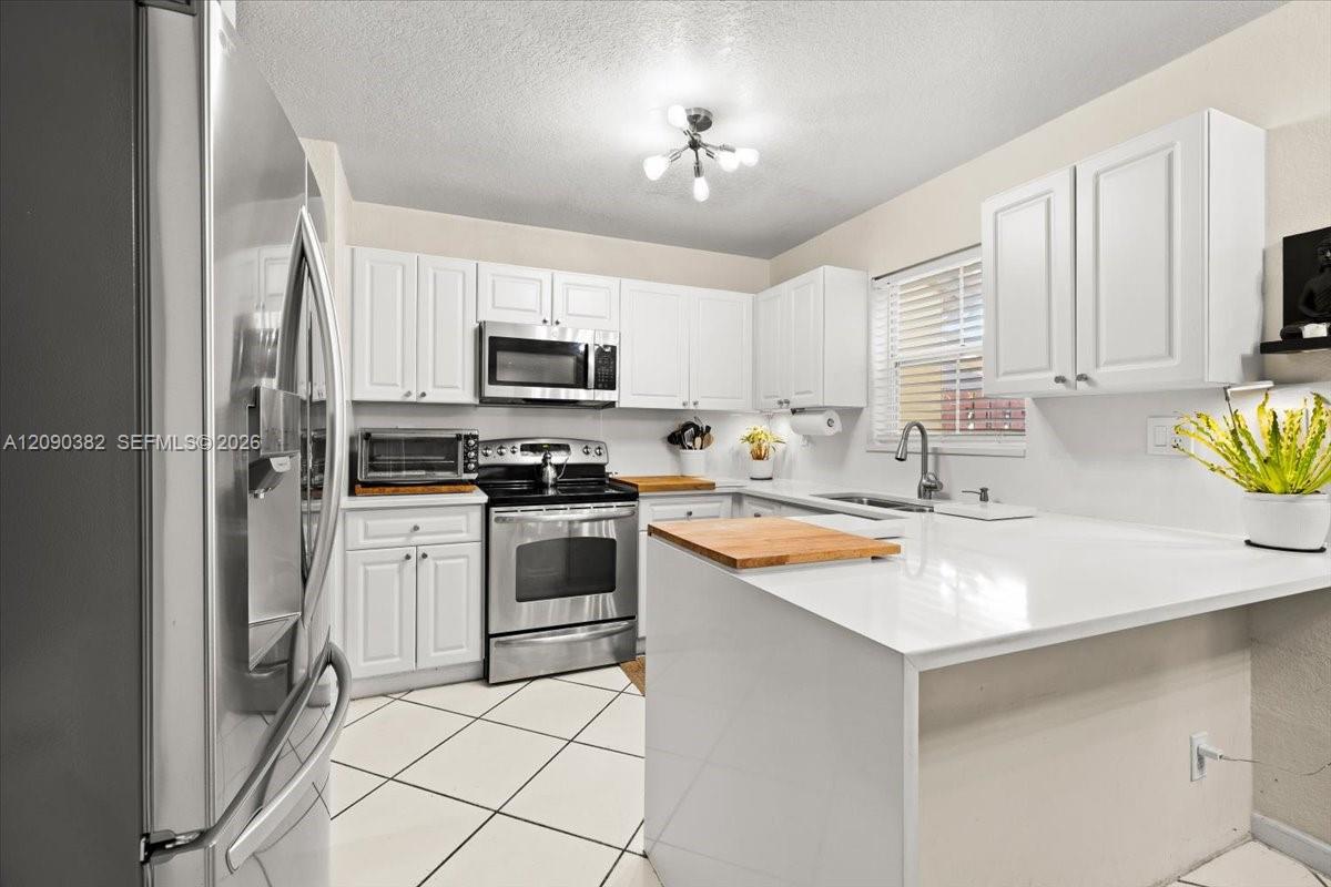 195 Sable Palm Way Property Photo 2