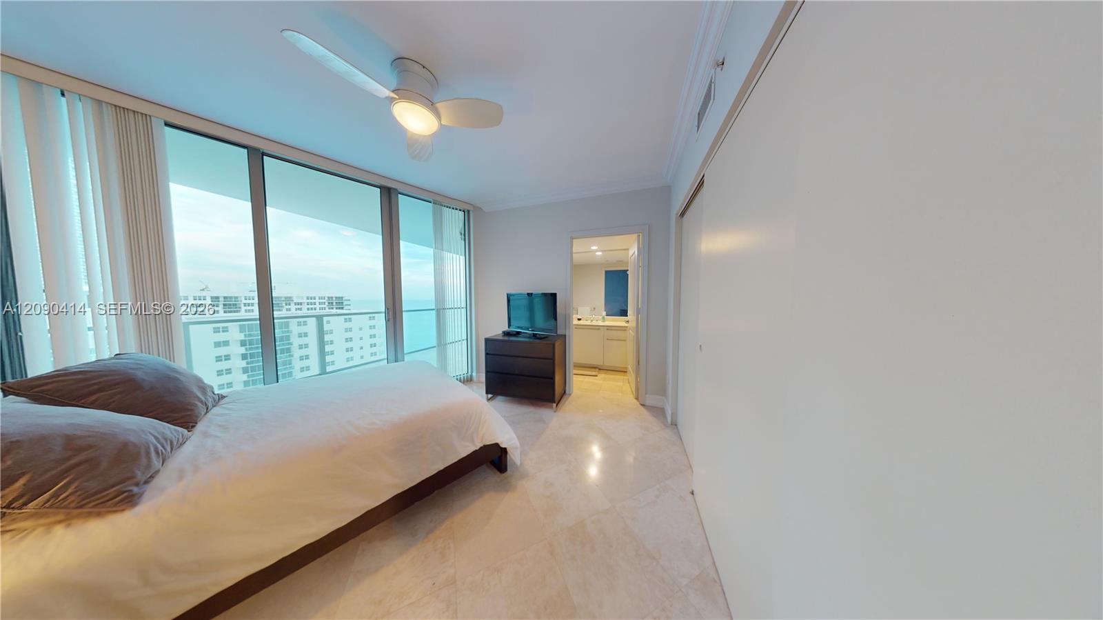 3101 S Ocean Drive 1705 Property Photo 27