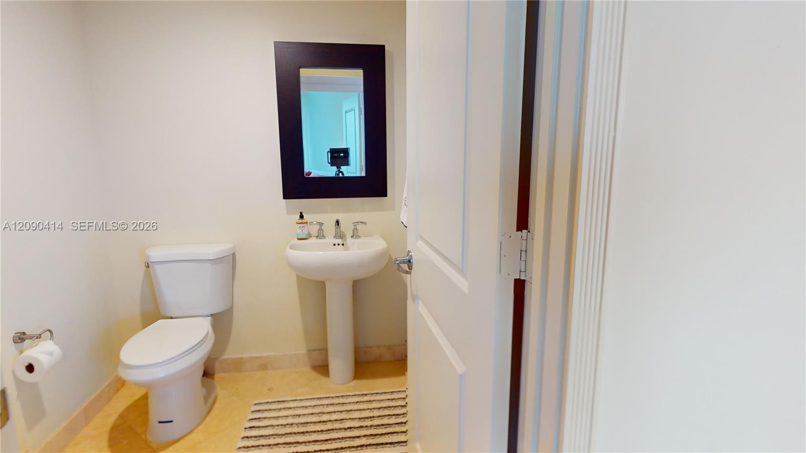 3101 S Ocean Drive 1705 Property Photo 34