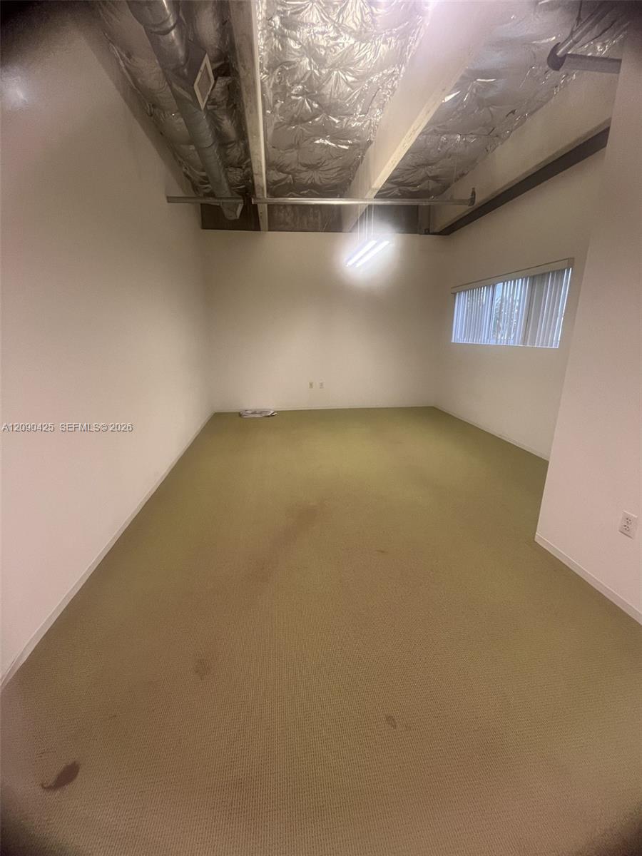 2051 Nw 112th Avenue Property Photo 3