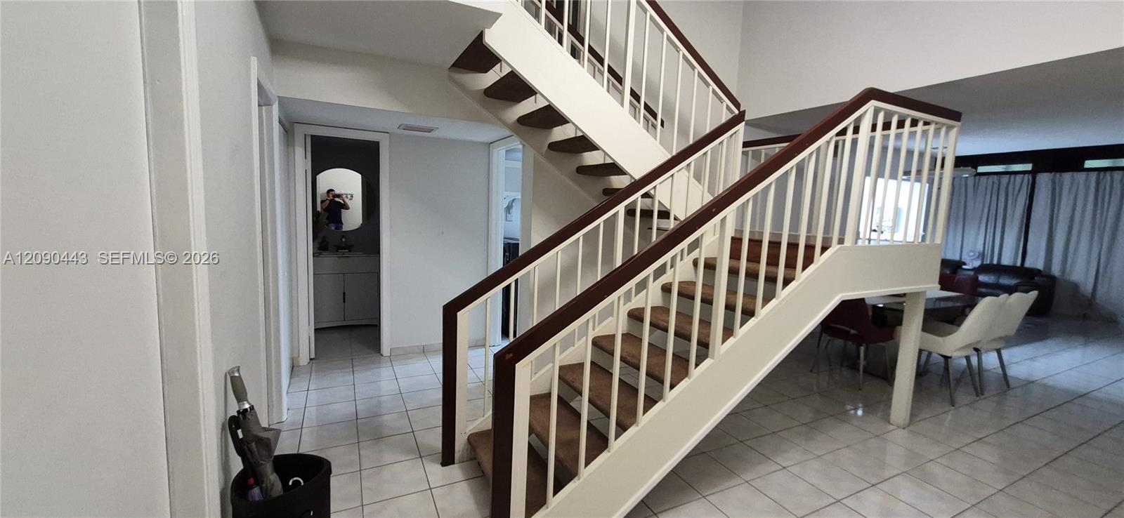 1441 W Fairway Road Property Photo 4