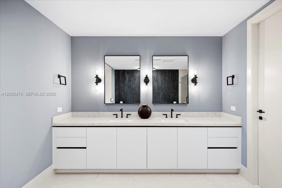 160 Isle Of Venice Drive Ph3 Property Photo 25