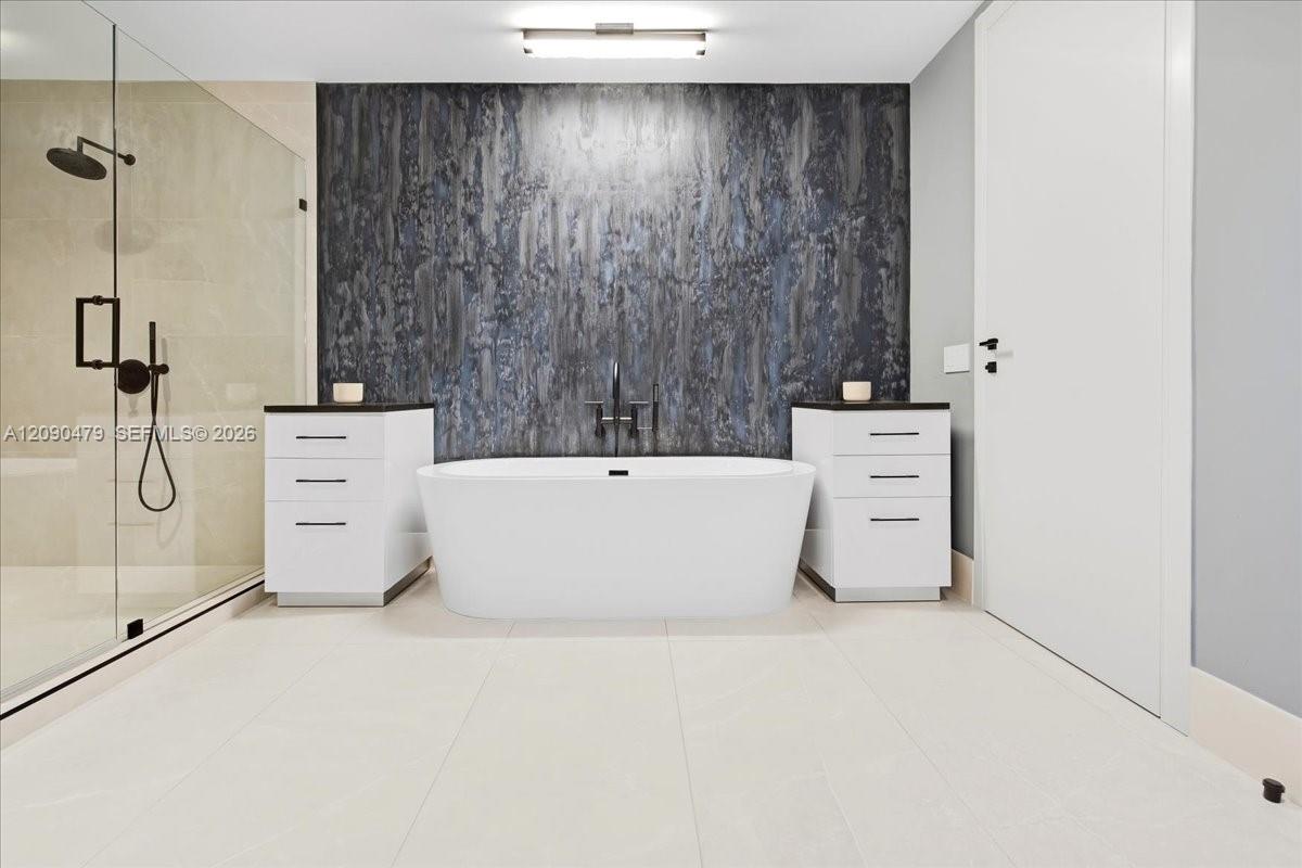 160 Isle Of Venice Drive Ph3 Property Photo 27