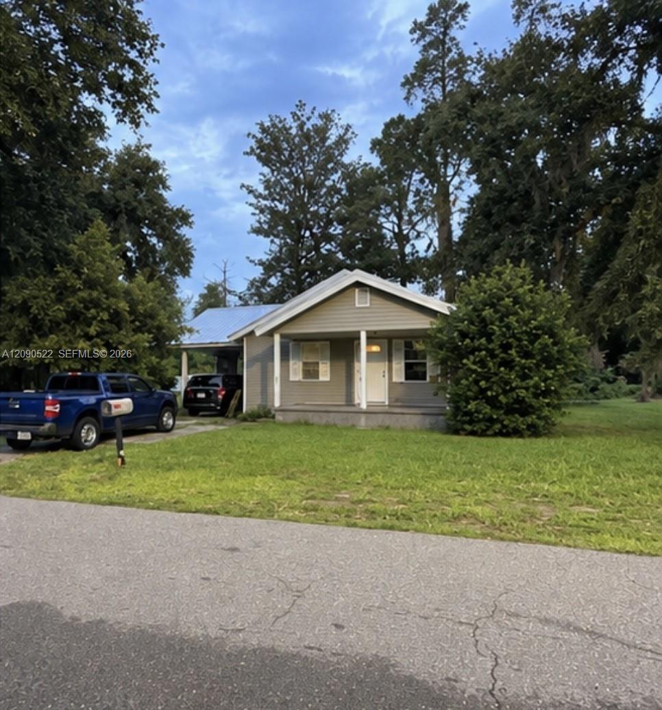 1051 Lake Drive Property Photo 1