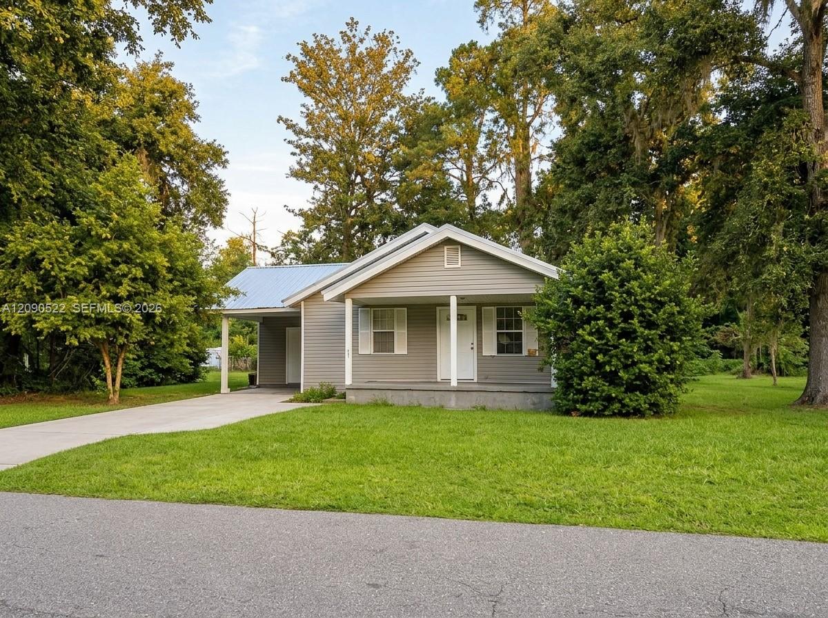 1051 Lake Drive Property Photo 1