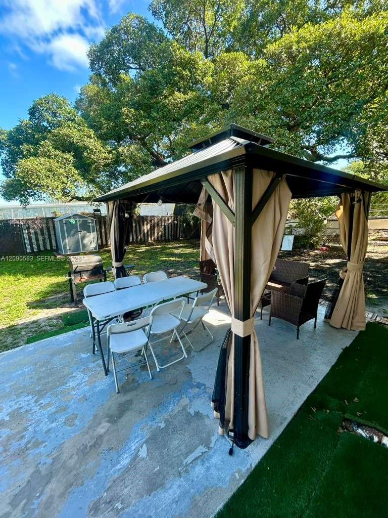 A12090583 Property Photo 13