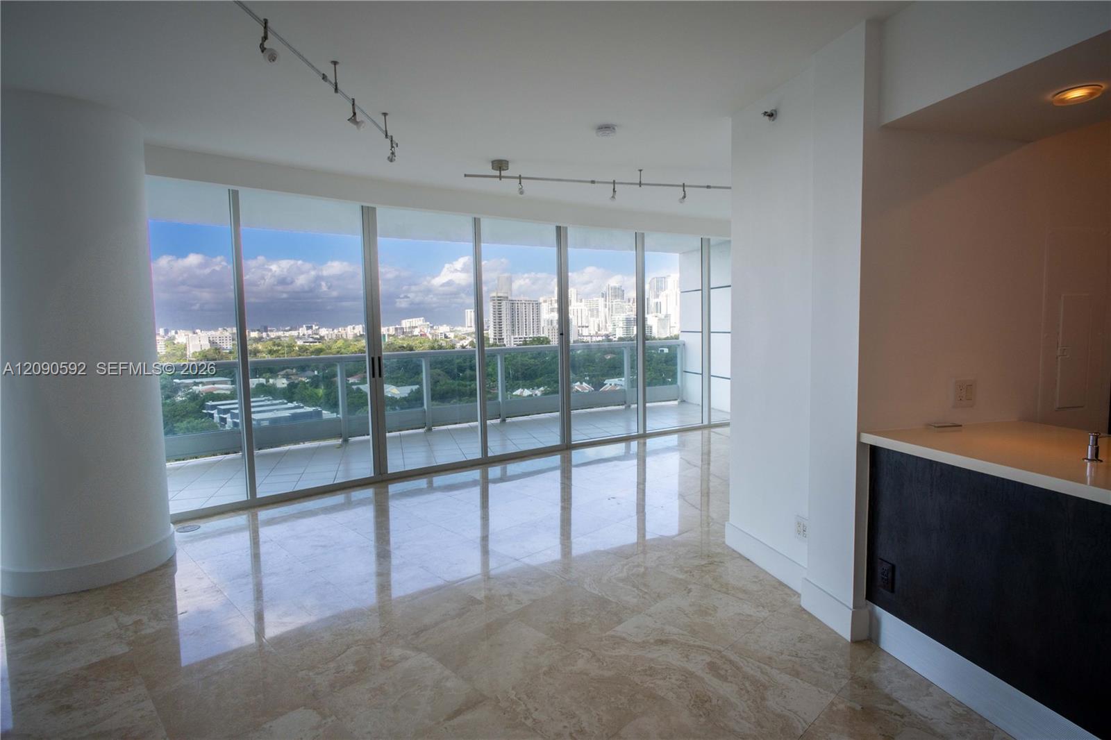 2127 Se Brickell Avenue 1406 Property Photo 20