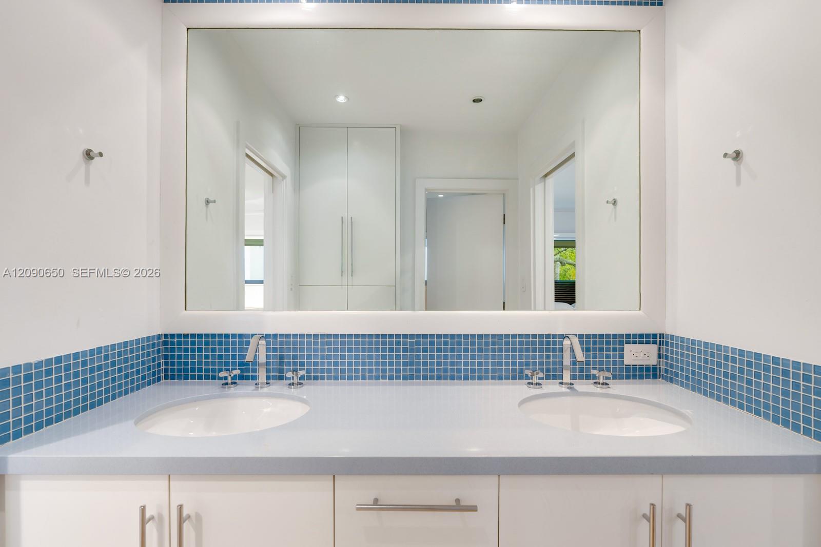 11095 Marin Street Property Photo 14