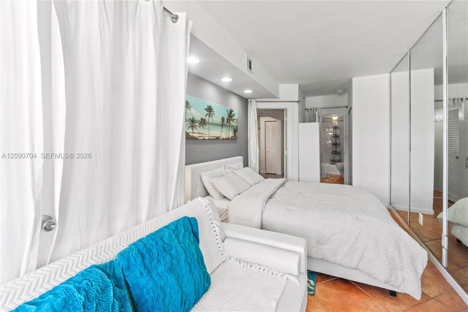 100 Lincoln Road 1127 Property Photo 10