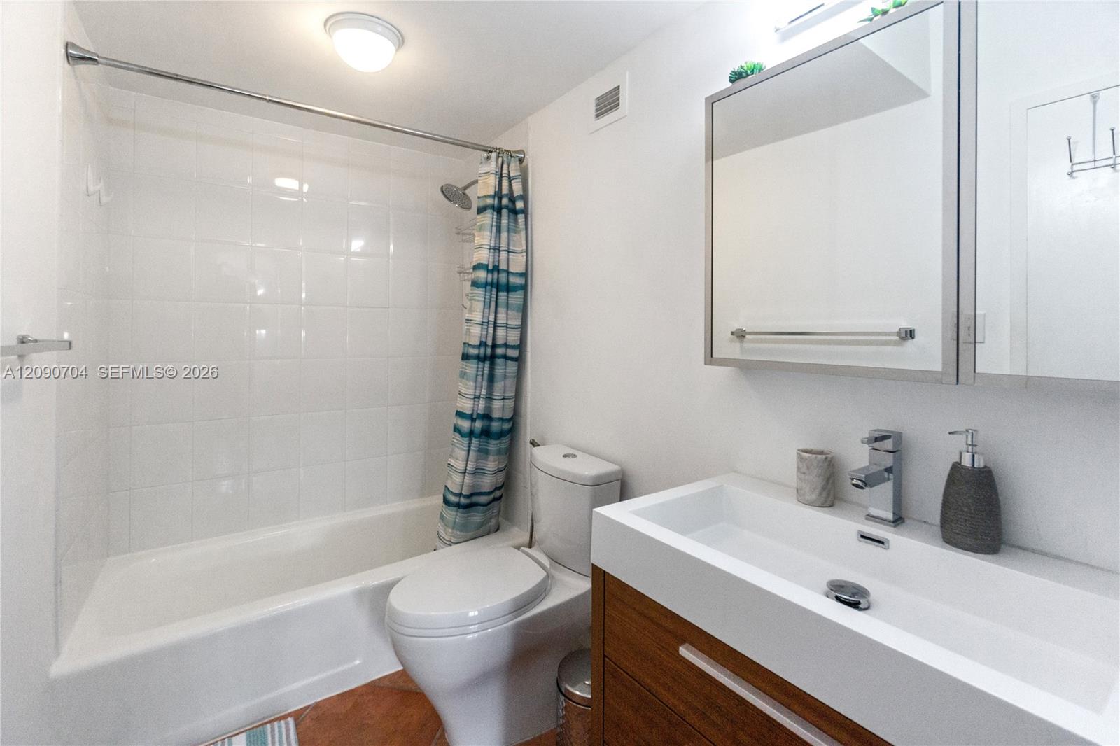 100 Lincoln Road 1127 Property Photo 14