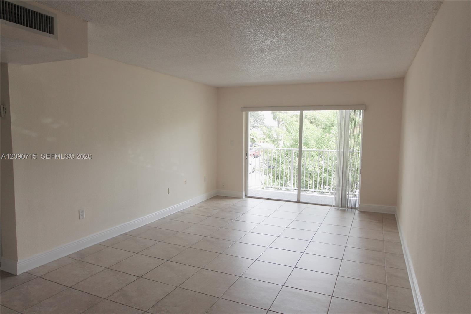 5102 Nw 79th Avenue 208 Property Photo 7